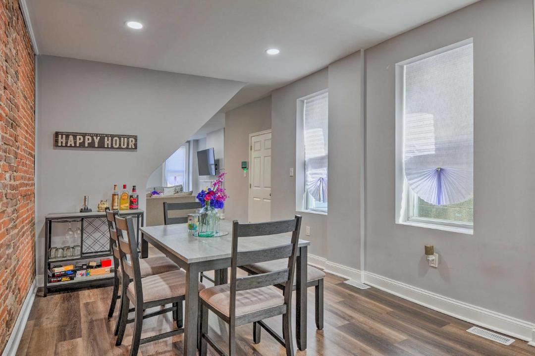 Photo of Livingroom in South Baltimore