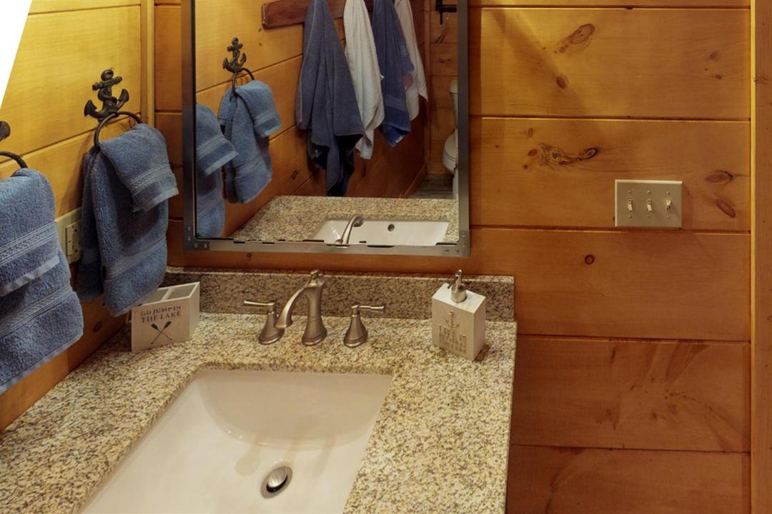 Photo of Bathroom in Tazewell