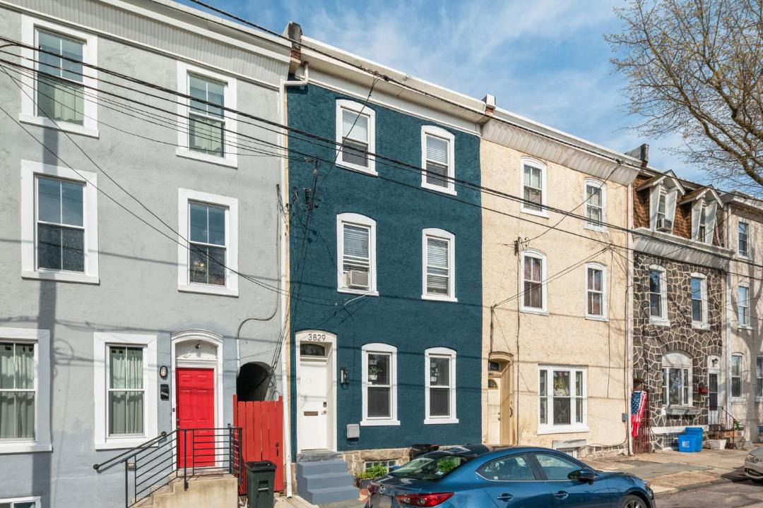 Photo of Buildings in Roxborough-Manayunk
