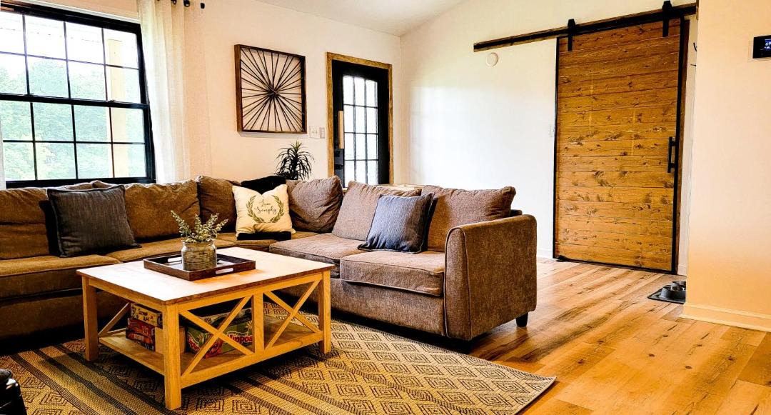 Photo of Livingroom in Rogers