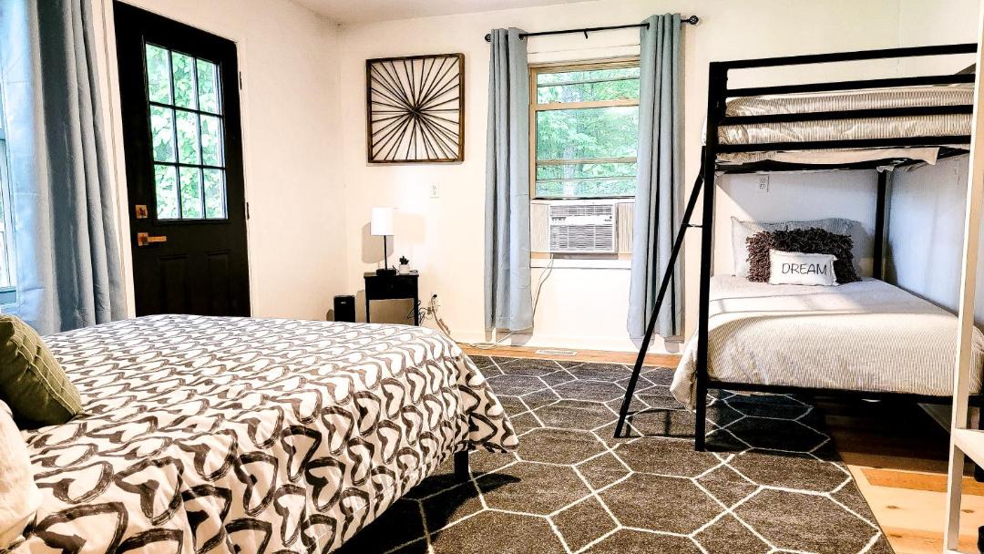 Photo of Bedroom in Rogers