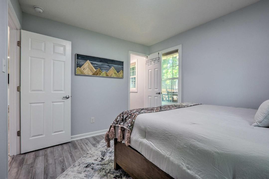 Photo of Bedroom in Apex