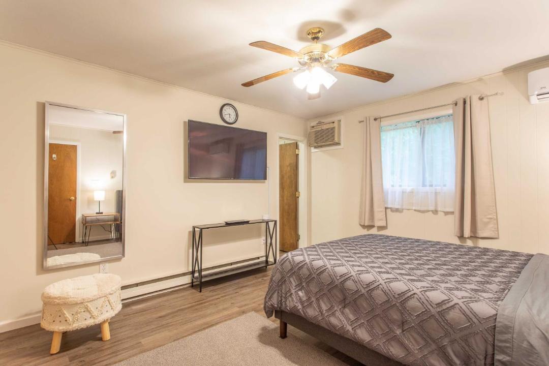 Photo of Bedroom in Gouldsboro