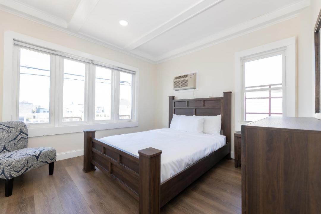 Photo of Bedroom in Seaside Heights