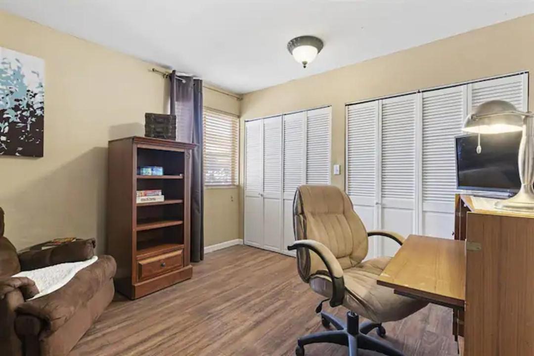 Photo of Livingroom in Desert Hills North