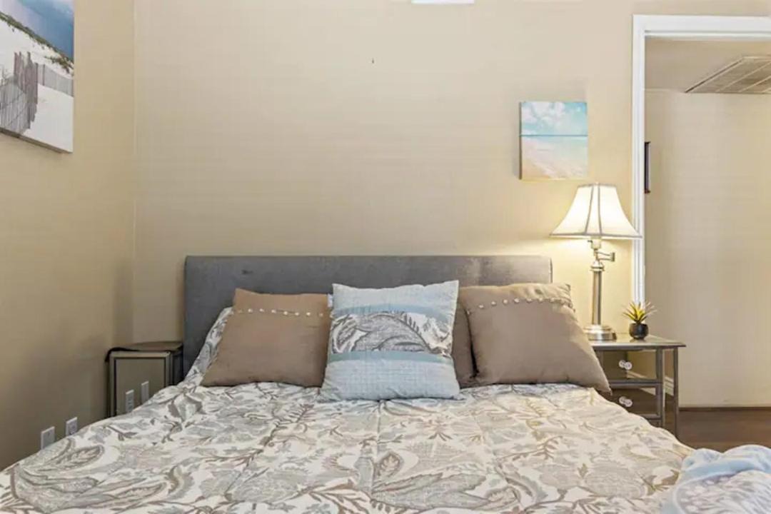 Photo of Bedroom in Desert Hills North