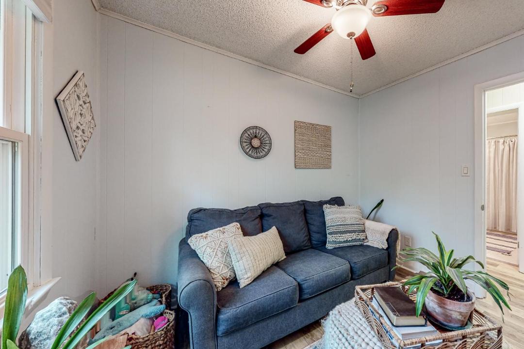 Photo of Livingroom in Ocean Pines