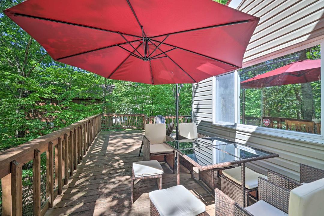 Photo of Patio Balcony in East Stroudsburg