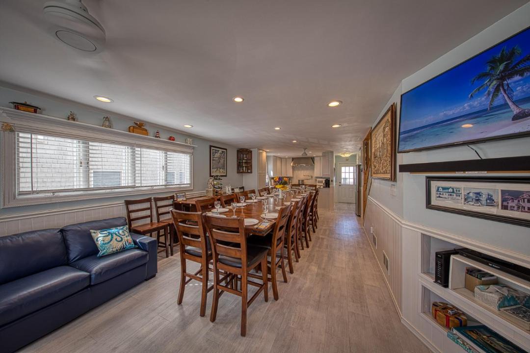 Photo of Livingroom in North Beach Haven