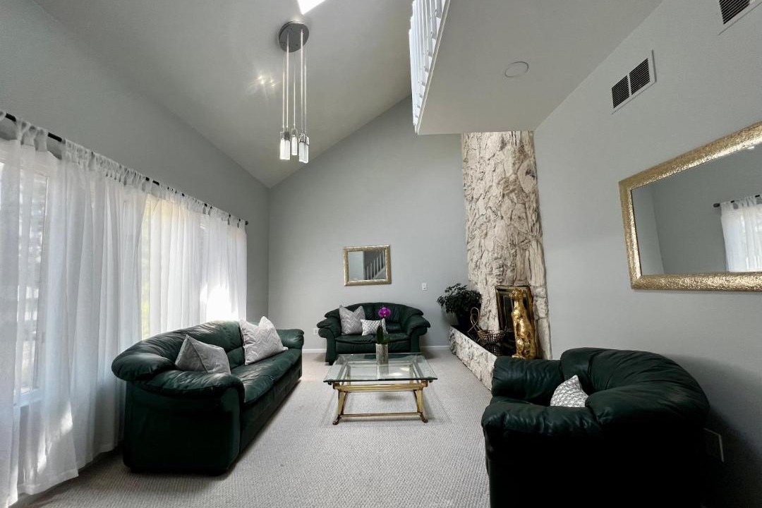 Photo of Livingroom in Neptune City