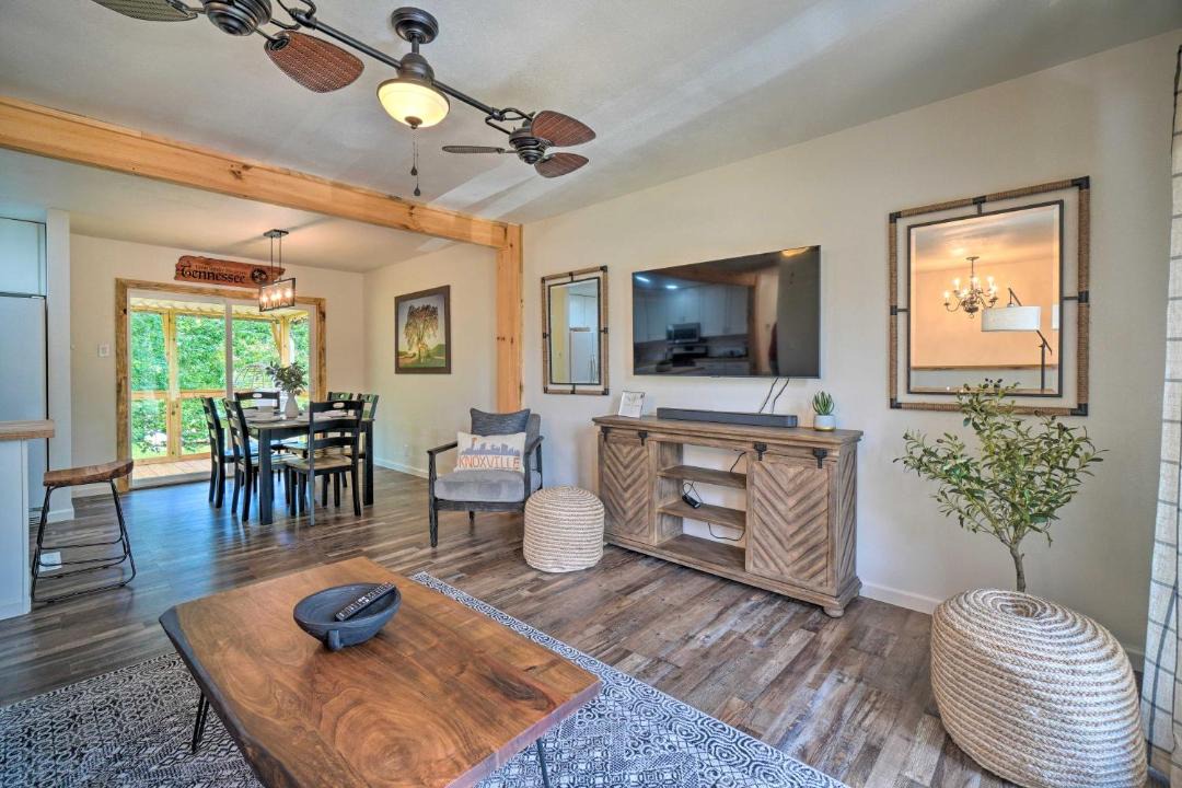 Photo of Livingroom in Cedar Bluff