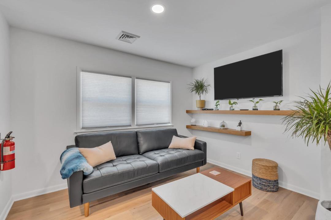 Photo of Livingroom in Bradley Beach