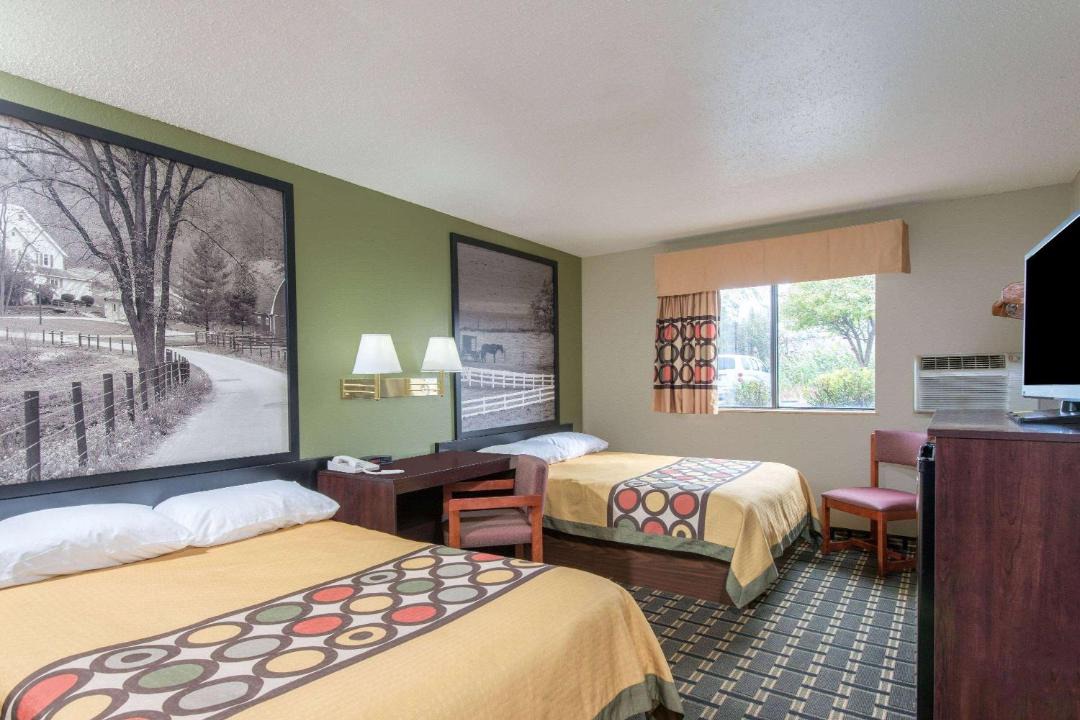 Photo of Bedroom in Austintown