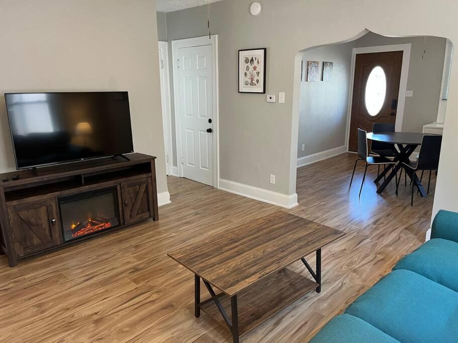 Photo of Livingroom in Norwood