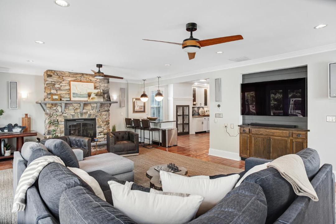 Photo of Livingroom in Eastport