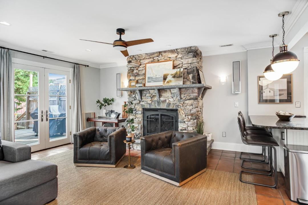 Photo of Livingroom in Eastport