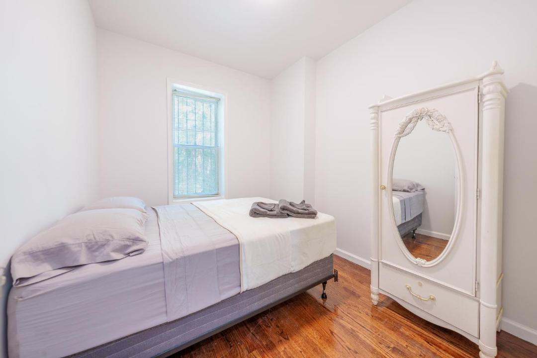 Photo of Bedroom in Crown Heights