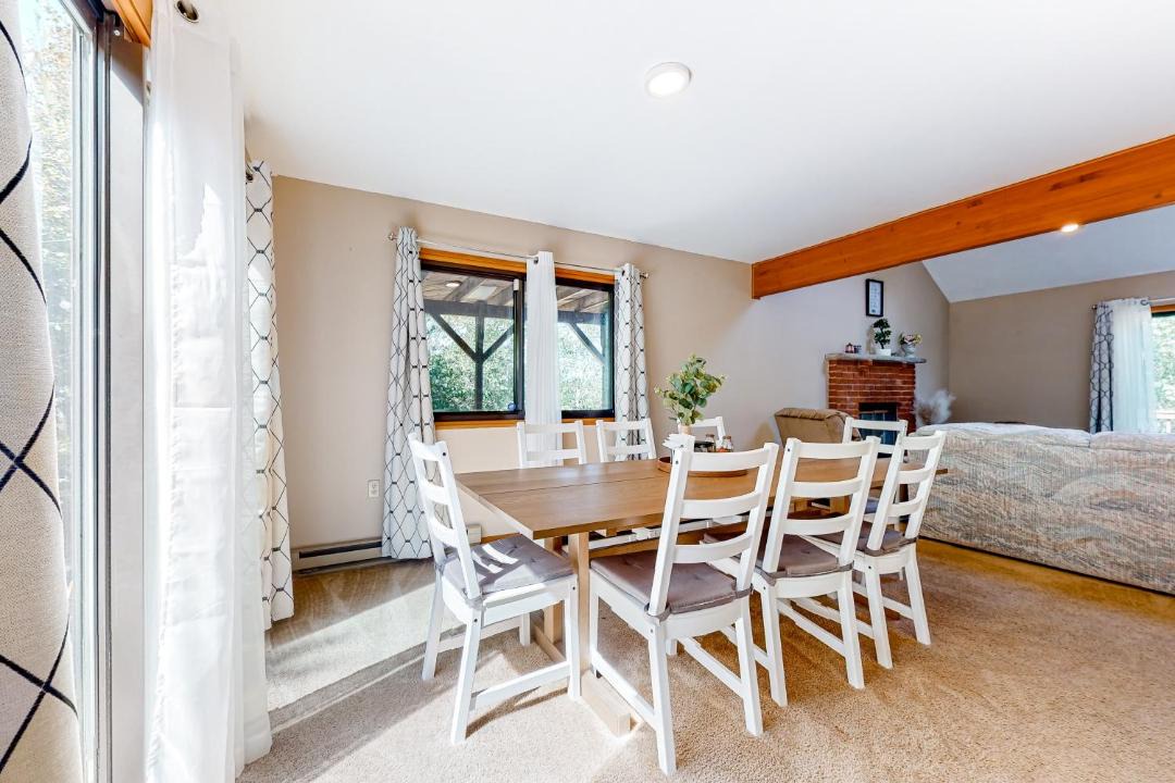 Photo of Livingroom in Tunkhannock Township