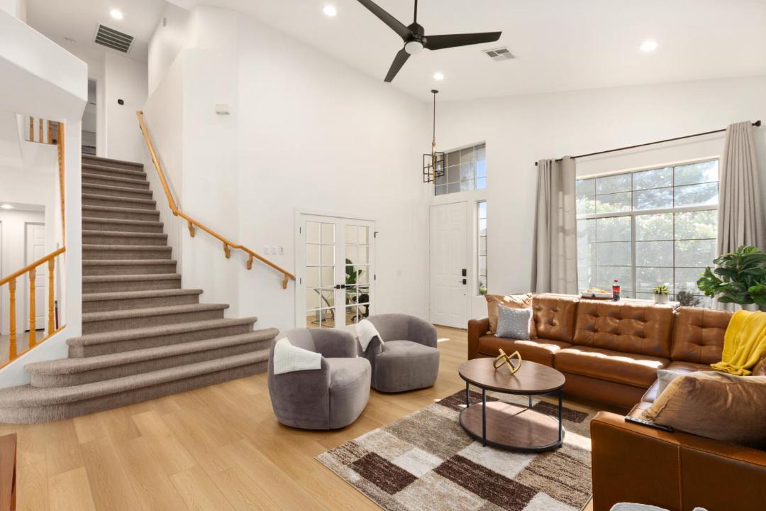 Photo of Livingroom in Chandler