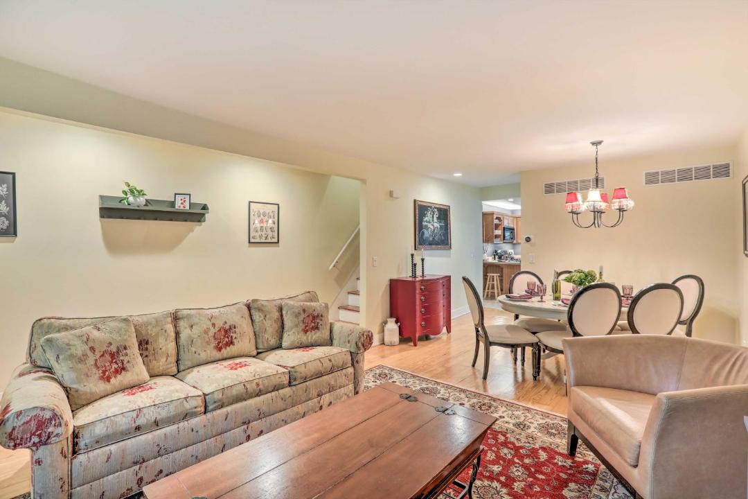 Photo of Livingroom in Lambertville