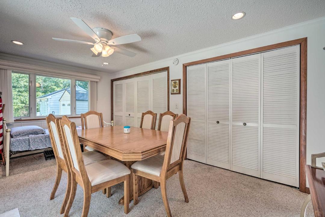 Photo of Livingroom in Waretown