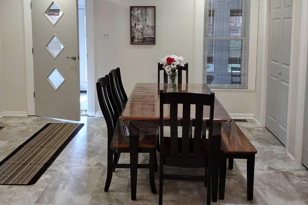 Photo of Livingroom in Millersburg