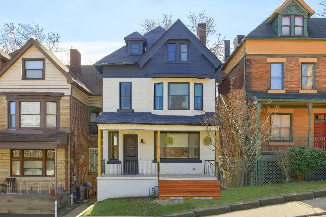Photo of Buildings in Brighton Heights