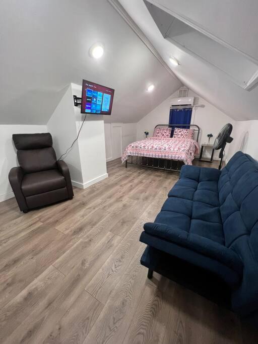 Photo of Livingroom in Belleville