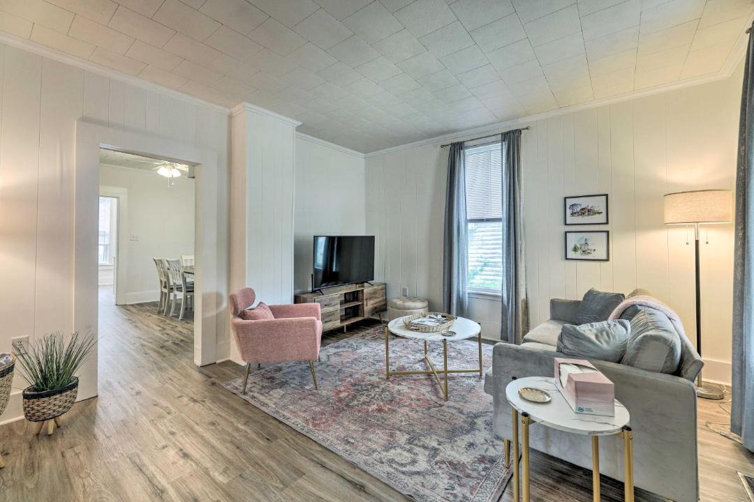 Photo of Livingroom in Greenville