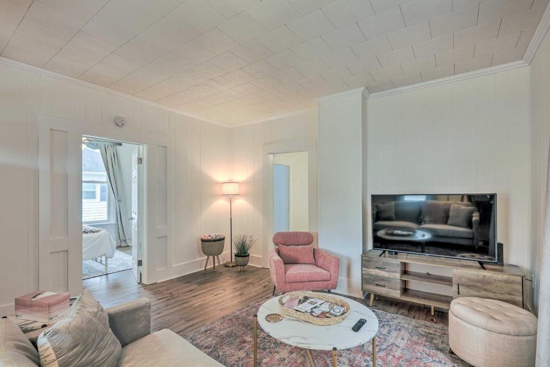 Photo of Livingroom in Greenville
