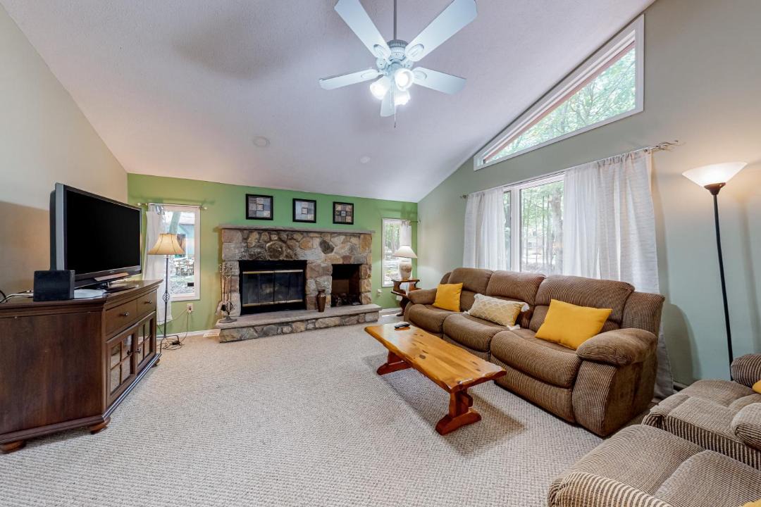 Photo of Livingroom in Albrightsville