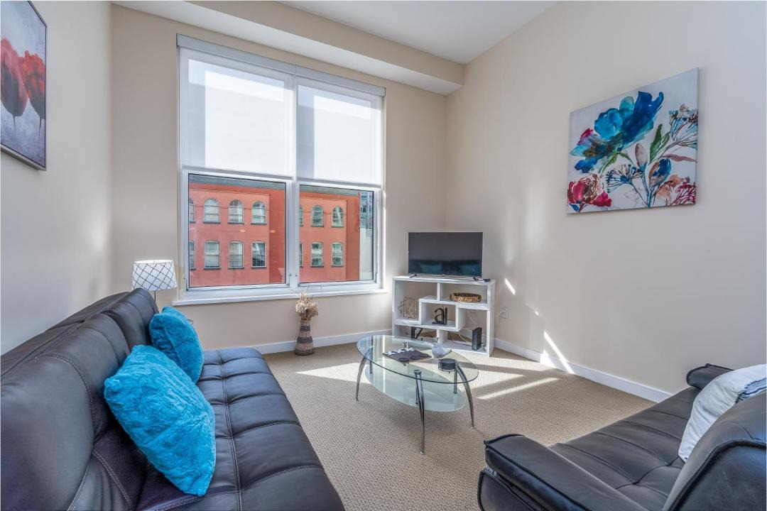 Photo of Livingroom in Penn Quarter