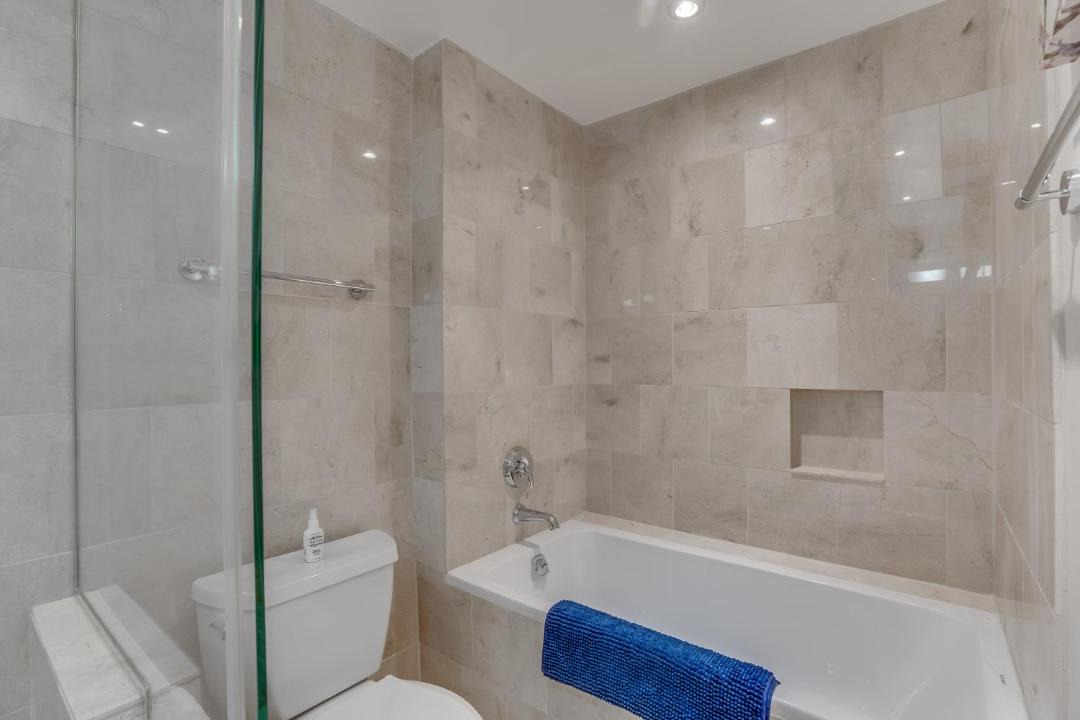 Photo of Bathroom in Penn Quarter