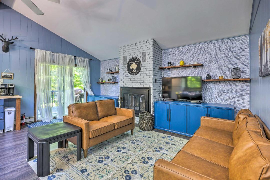 Photo of Livingroom in Gouldsboro