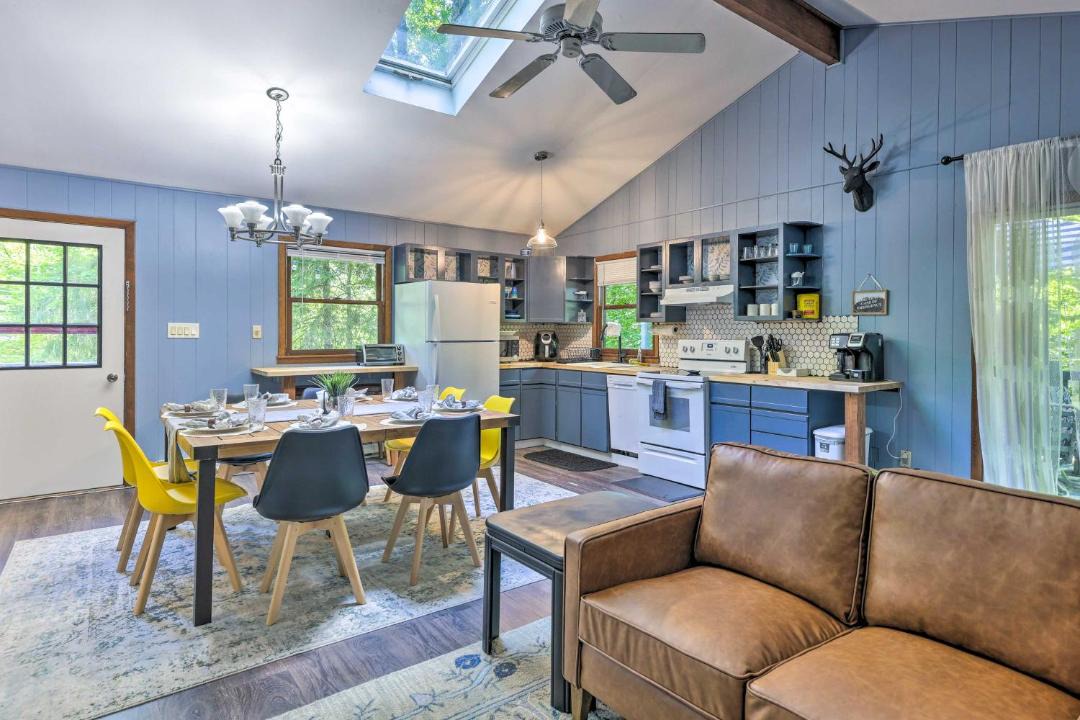 Photo of Livingroom in Gouldsboro