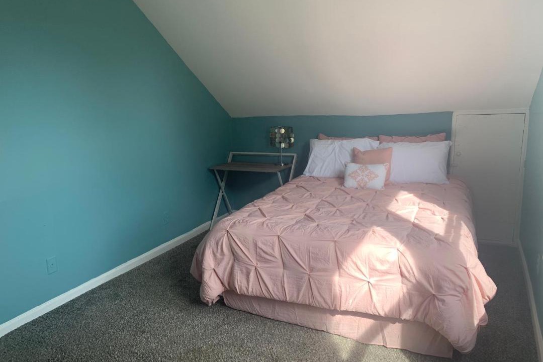 Photo of Bedroom in Cedmont