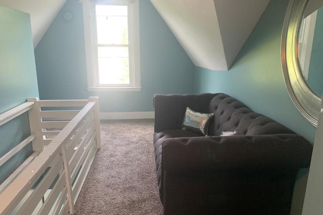 Photo of Livingroom in Cedmont