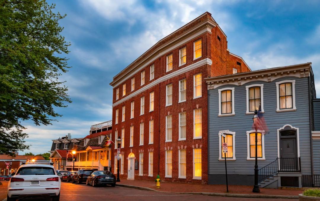 Photo of Others in Historic District