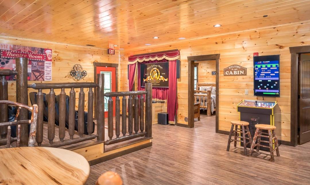 Photo of Others in Gatlinburg
