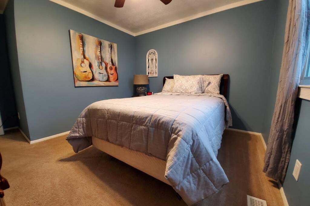 Photo of Bedroom in Lindenwald