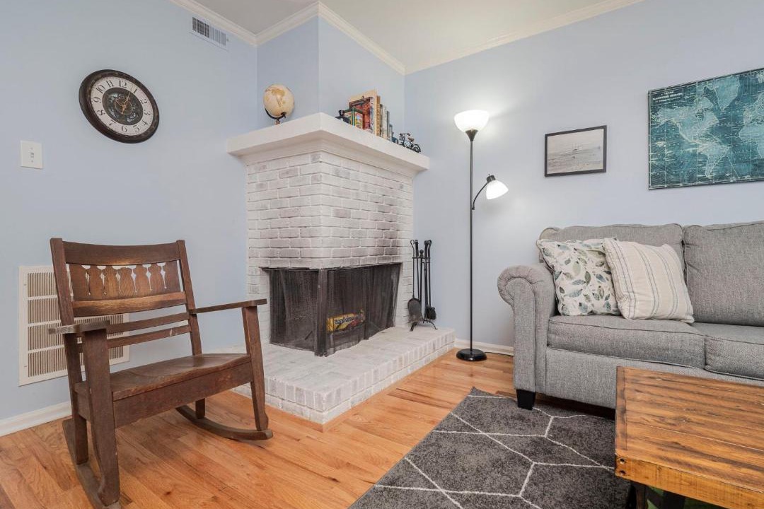 Photo of Livingroom in Cary