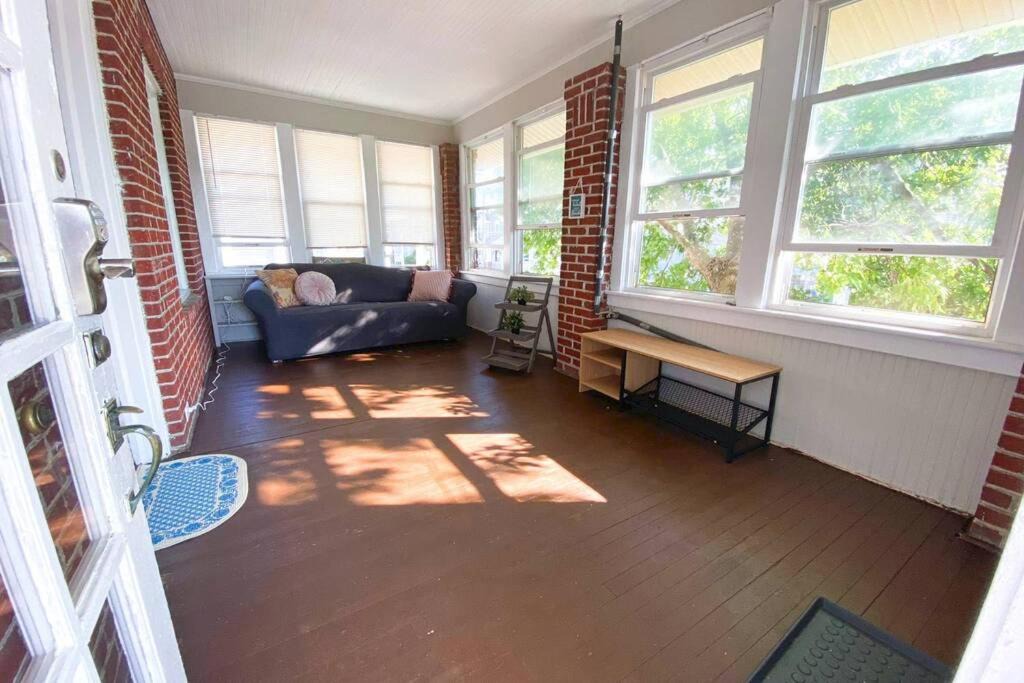 Photo of Livingroom in Ventnor City