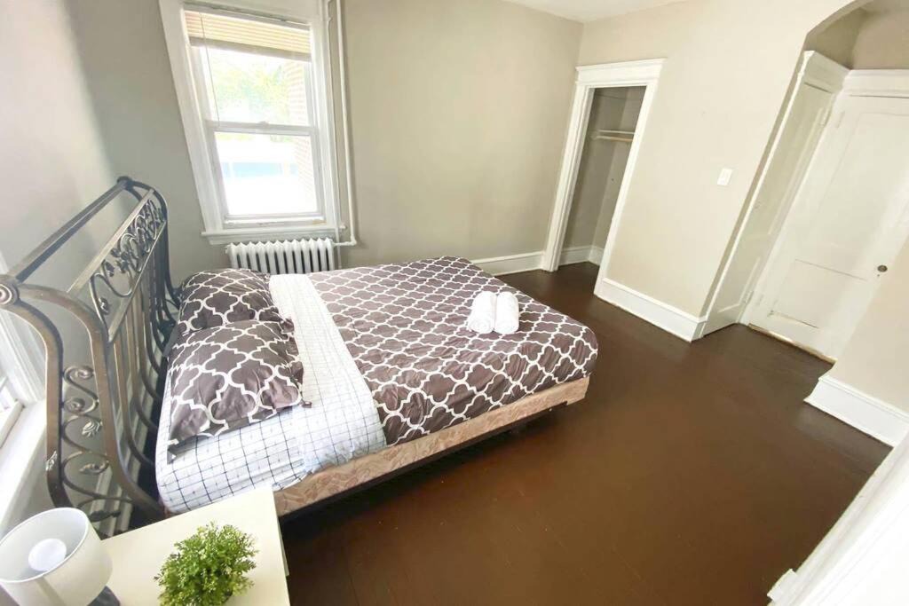 Photo of Bedroom in Ventnor City