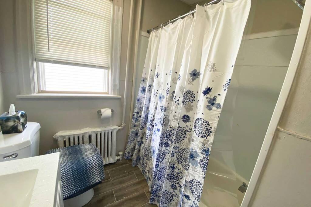 Photo of Bedroom in Ventnor City