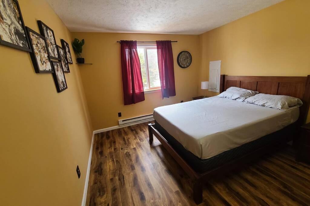 Photo of Bedroom in Tobyhanna