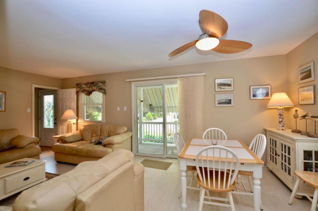 Photo of Livingroom in Gardens