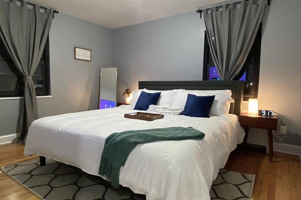 Photo of Bedroom in Snyder Square