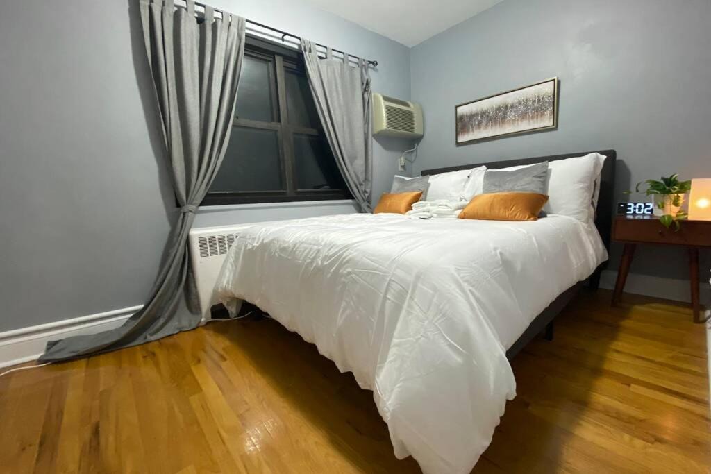 Photo of Bedroom in Snyder Square