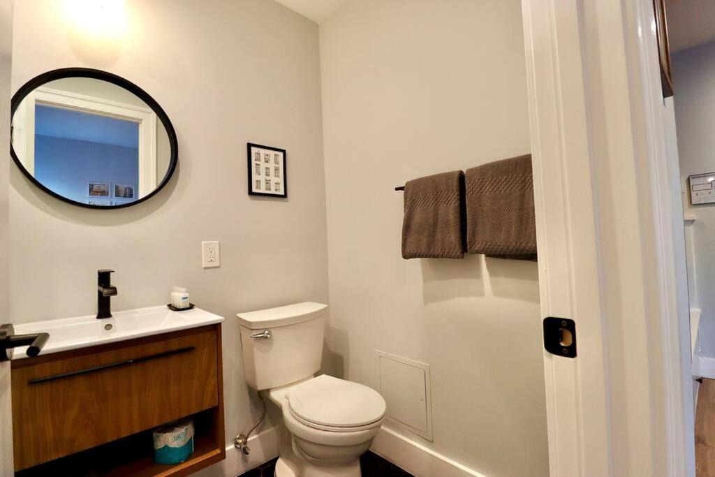 Photo of Bathroom in Old Town Alexandria