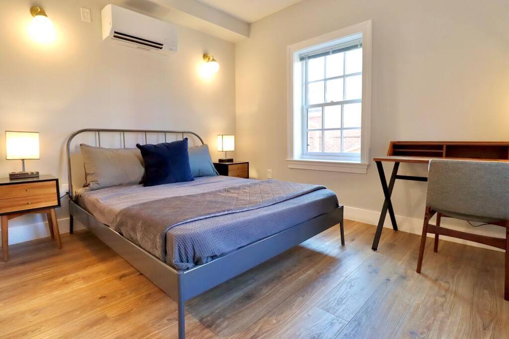Photo of Bedroom in Old Town Alexandria